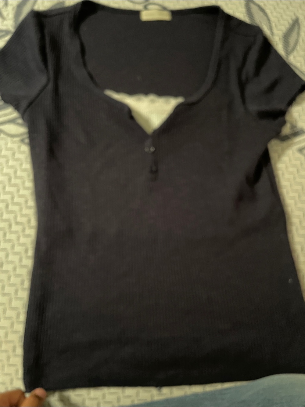 Slim Ribbed Scoop-Neck Short Sleeve Top - Black